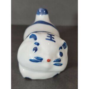 Chonky KITTY CAT Chinese Porcelain Figure Paperweight 5" Long 2" Tall Blue White